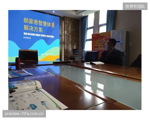 智慧校园”体育建设热潮背后：轻视内容与师资培训的“唯硬件论”正造成新的资源浪费